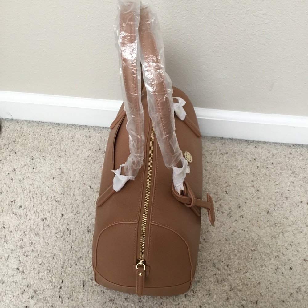 Liz Claiborne Heritage Leather Handbag - Picture 3 of 5